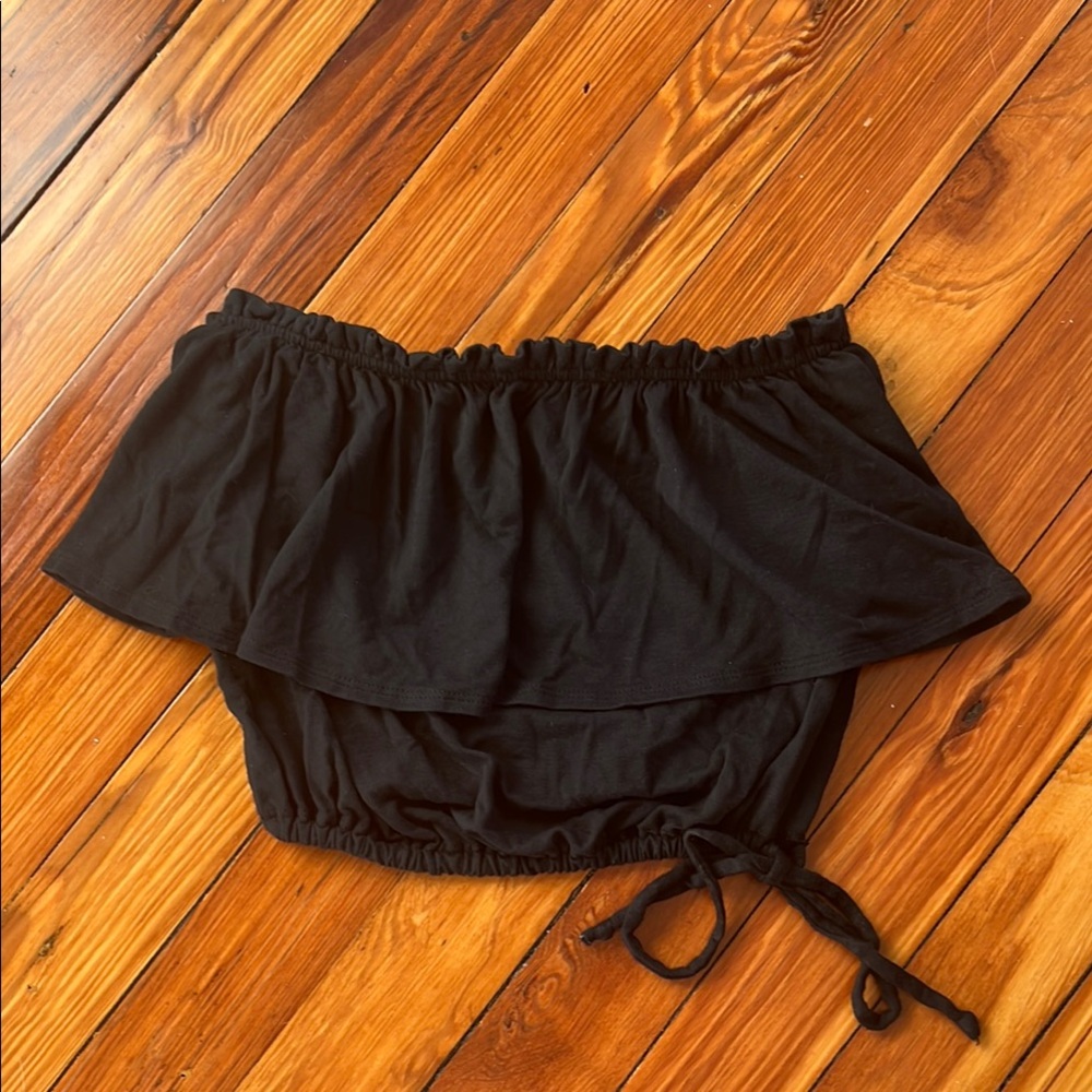 Abercrombie & Fitch Crop Ruffle Tube Top